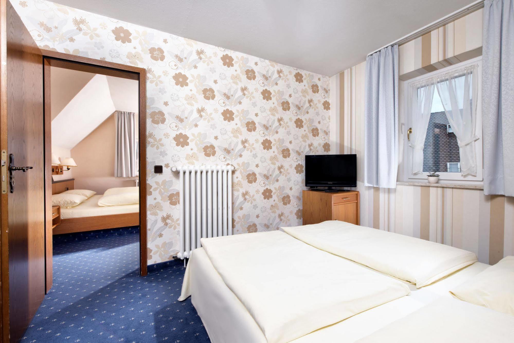 Hotel Goldenes Fass In רוטנבורג אוב דר טאובר מראה חיצוני תמונה