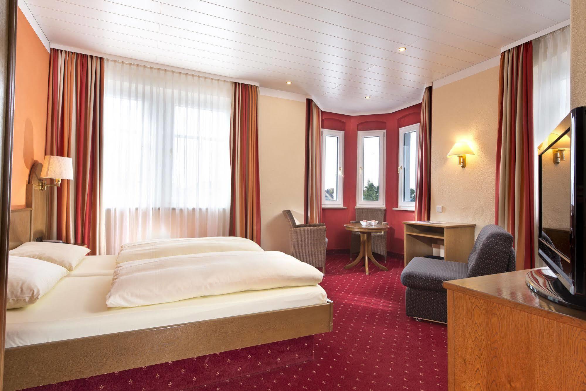 Hotel Goldenes Fass In רוטנבורג אוב דר טאובר מראה חיצוני תמונה